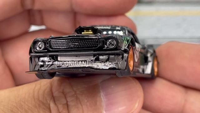 Street Warrior Hoonicorn RTR 1965 Mustang 1/64 scale смотреть онлайн