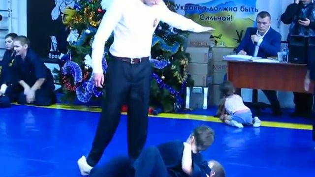 ММА ХОРТИНГ. Новогодний детский турнир от 4 до 11 лет. Главный судья - Алексей Паращенко, г. Киев смотреть онлайн