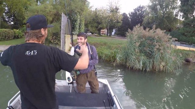 BASS FISHING lotus flower crazyness смотреть онлайн