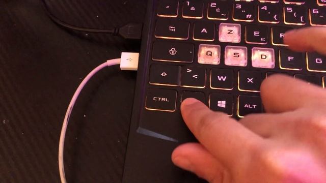 How To TURN On Keyboard Light On Hp Elitebook 840 G3