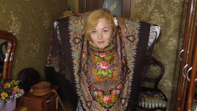"Миндаль"16: обзор,примерка и сравнение с 17м #павловопосадская#шаль#платок#миндаль#примерки#обзор смотреть онлайн