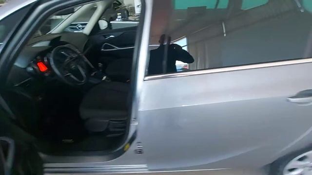 Opel Zafira 2015r 1.6 Diesel 136KM смотреть онлайн
