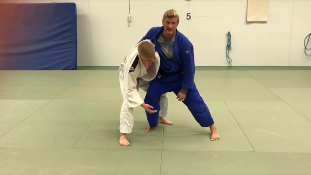 ДЗЮДО. МОЩНОЕ БЕДРО.БОРЬБА ЗА ЗАХВАТ.БРОСОК ЧЕРЕЗ БЕДРО.JUDO.TSURI GOSHI.