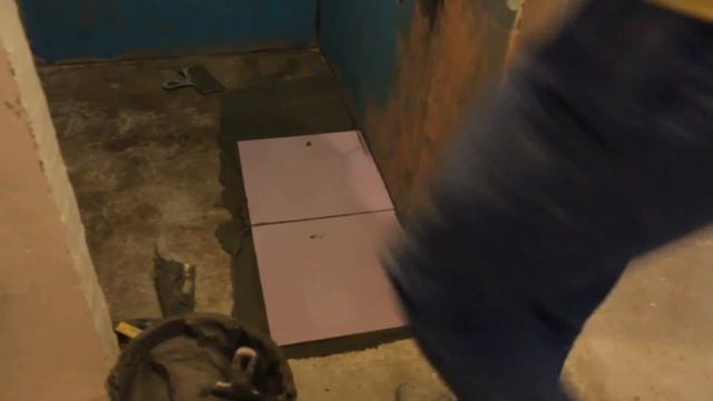 Ремонт квартиры своими руками Клею плитку первый раз в жизни смотреть онлайн