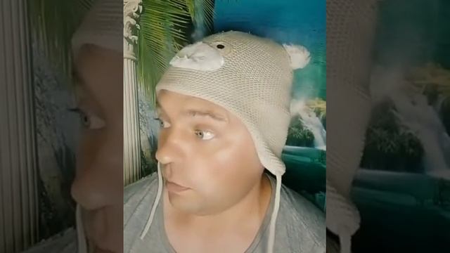 Очень полезный весенний салат с салом... смотреть онлайн