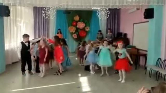 Вход на 8 марта "Мама, я тебя люблю " смотреть онлайн
