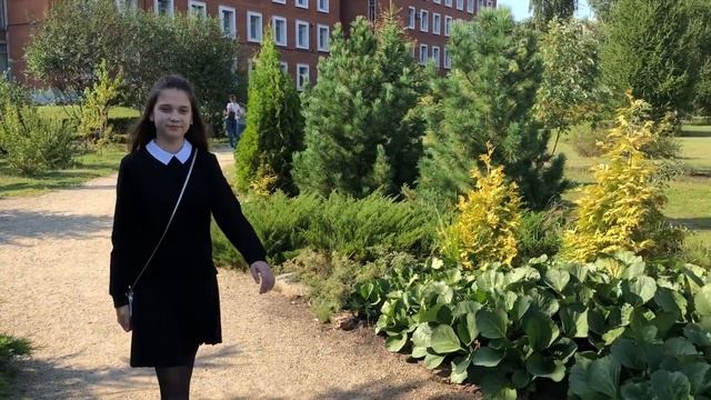 ШКОЛЬНЫЕ ЛУКИ | Во что одеваться в школу ?! | Back to school 2018 смотреть онлайн