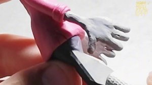 Лепка Волка из "Ну, погоди!" из пластилина!