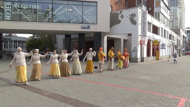 Харинама на Вайнера, эпизод 2. Екатеринбург.  Beautiful Harinama In Yekaterinburg. Russia