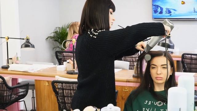 Ошибки, которые ты совершаешь, когда делаешь укладку смотреть онлайн