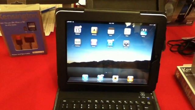 Kensington Bluetooth keyboard case for the iPad смотреть онлайн