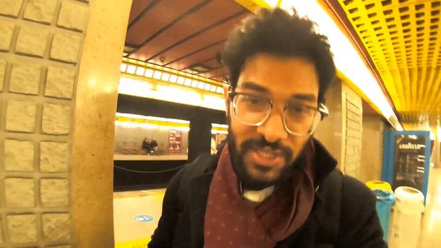 Milan Bergamo Airport to Milan City Centre । Airport Bus, City Pass, Food cost, Hostel Cost । смотреть онлайн