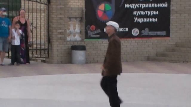 Танцы в Донецке vk.com/donvk смотреть онлайн