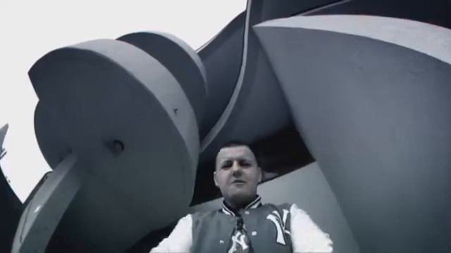 LITTLE M FT. SAMPITA (24kroz7 CREW) - BUDI SPREMAN [2013] OFFICIAL VIDEO HD смотреть онлайн
