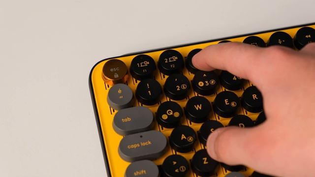 Kullandığım En Efsane Klavye Logitech Pop Keys ?