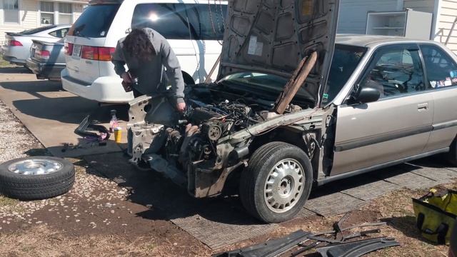 CB7 Core Support & Engine Removal [1990 Honda Accord LX Coupe] смотреть онлайн