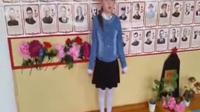 Е. Шкловский «Я обниму глобус» смотреть онлайн