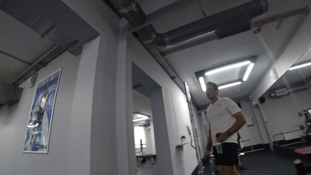 Йога для поклонников