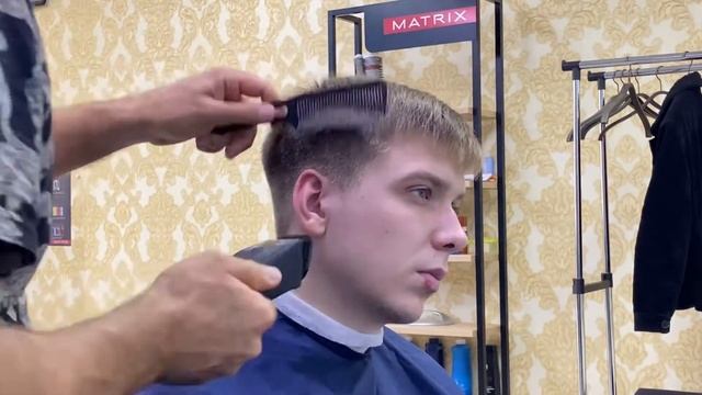 Мужская стрижка 482#смотри и тренируйся смотреть онлайн