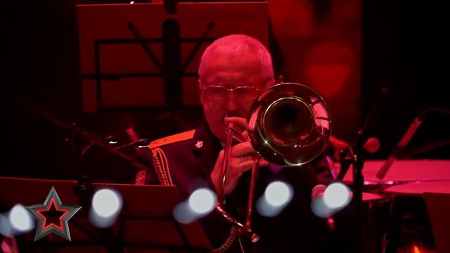 “Песня о земле“ - Роман Савватеев и Оркестр штаба ВО ВНГ РФ смотреть онлайн