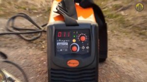 Сварочный инвертор Сварог ARC 205B