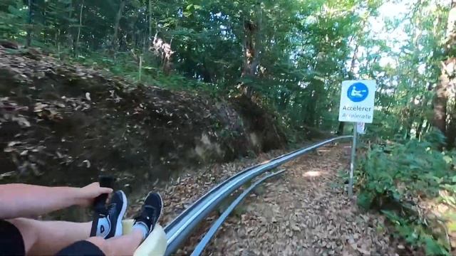 Как покататься на санях летом в горах Нормандии смотреть онлайн