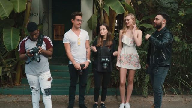 4 PHOTOGRAPHERS SHOOT THE SAME MODEL - Episode 8 смотреть онлайн