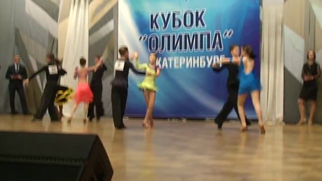 11.10.15 самба 1/4 финала Ю1 Д класс смотреть онлайн