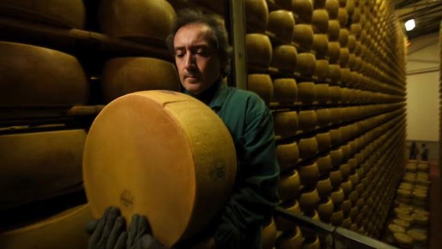 Сырный банк в Италии смотреть онлайн