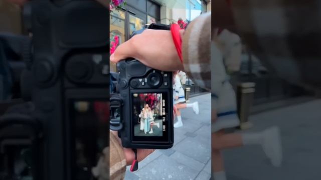 Устроила фотосессию дочкам с @raffoto2 ! смотреть онлайн