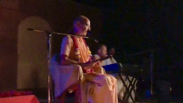 ? О СУР ДАСЕ - СЛЕПОМ СВЯТОМЕ.С. Бхакти Вигьяна Госвами. 2022.10.23 смотреть онлайн