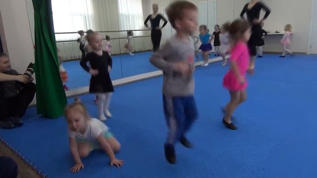 Открытый урок по танцам смотреть онлайн