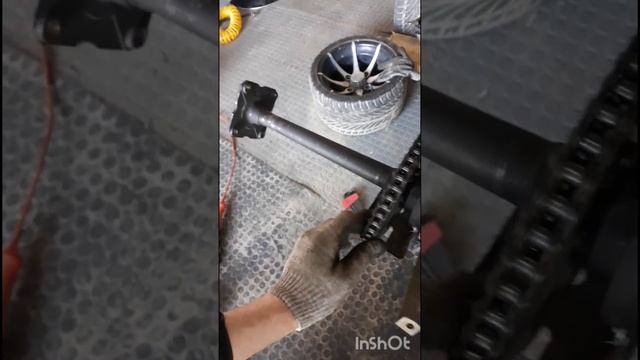 Как надеть цепь на квадроцикле. #квадроцикл #quadbike #chain #цепь смотреть онлайн