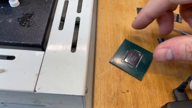 Воскрешаем 3 RTX4090, замена термопасты за 5к, первая выжившая 3090 смотреть онлайн