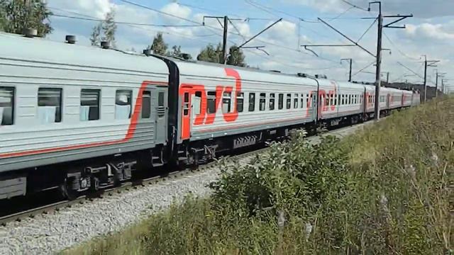 ЧС7-255 и ВЛ10-671, перегон Кольцово - Арамиль смотреть онлайн