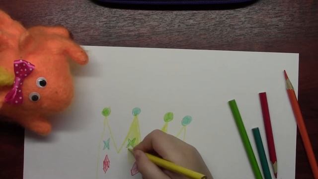 Корона маленькой принцессы. Рисую цветными карандашами)