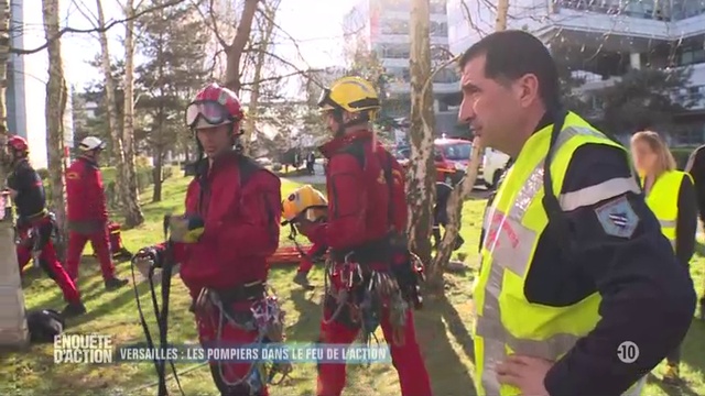 Enquete d'Action - Versailles : les pompiers dans le feu de l'action 1-2 смотреть онлайн