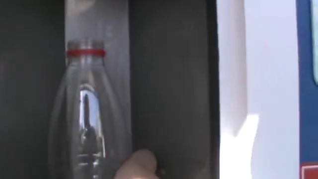 Видео обзор про синюю будку — Свежее молоко 24 часа смотреть онлайн