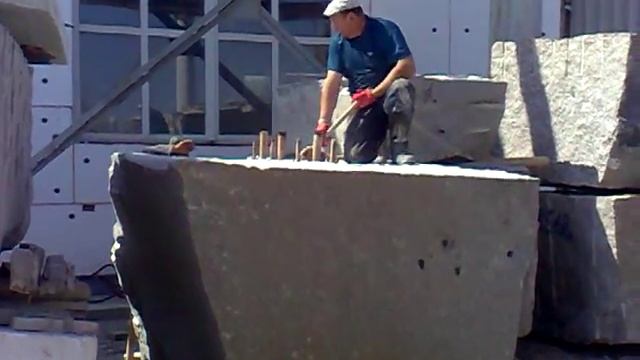 Как Челябинские мужики гранитный блок ломали смотреть онлайн