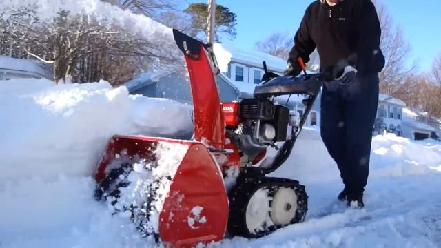 Honda HS724 Snowblower trackdrive смотреть онлайн