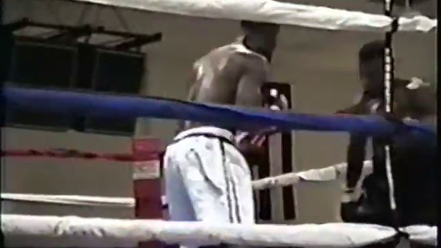 Artis vs Riggs смотреть онлайн