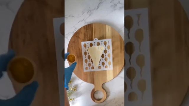 Как вам идея? Сыр Бри или Камамбер. Это съедобная краска, можно использовать джем или соус. #shorts смотреть онлайн