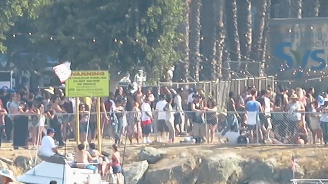 Playa y bahía en Long Beach, California. смотреть онлайн