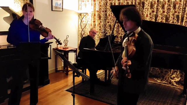 When Bach smiles arrangement by BerkiPiano смотреть онлайн