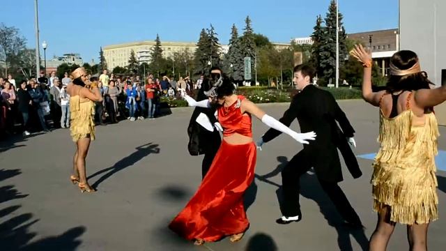 Вечеринка в стиле Полы Негри в Парке Горького | Ирина Медведева смотреть онлайн
