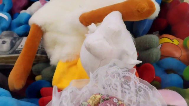 Очень большой гусь-обнимусь в хватайке, выиграю или нет? 🤔 смотреть онлайн