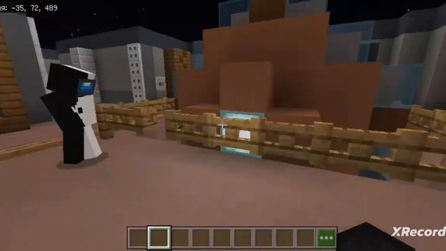 Первая игра в амонгас в Майнкрафт смотреть онлайн