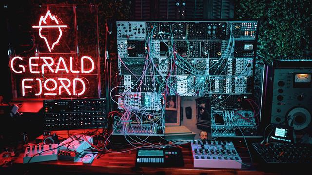 Vic Chesnutt - Coward (Gerald Fjord Remix) смотреть онлайн