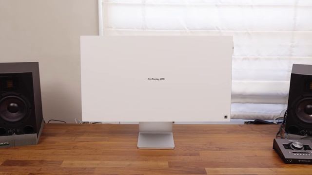 Apple Pro Display XDR and Pro Stand Unboxing смотреть онлайн