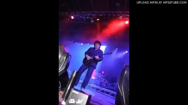 Compact - Cand Ma Gandesc La Tine